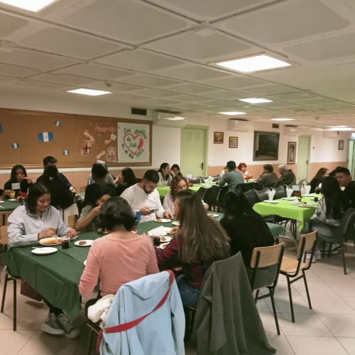 Desayunos solidarios para la inclusión de mujeres inmigrantes