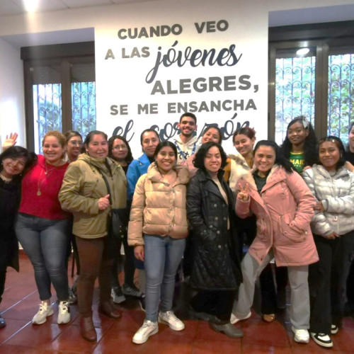 Acompañamiento y formación para la inserción sociolaboral de la mujer migrante joven en situación de vulnerabilidad en la Comunidad de Madrid